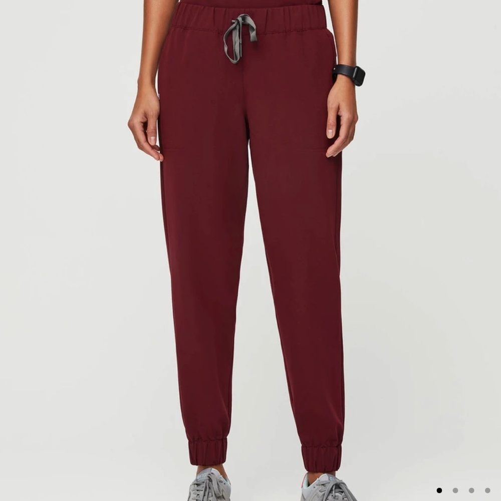 Burgundy Figs Scrub SET